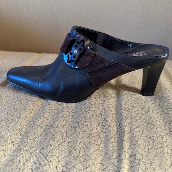 Brighton Rococo Brown Leather and Suede Mules With Tortoise Shell Trim - Picture 8 of 11